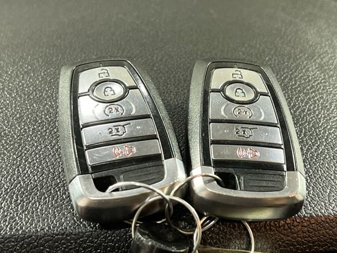 Used 2019 Ford Explorer Limited w/ Class III Trailer Tow Package image 30