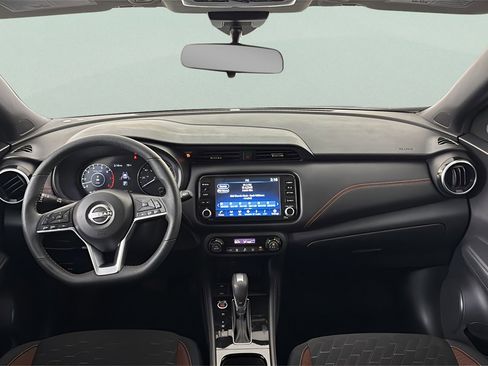 Used 2024 Nissan Kicks SR image 21