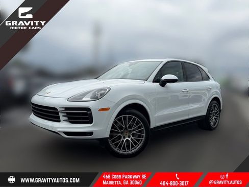 Used 2023 Porsche Cayenne Platinum Edition image 1