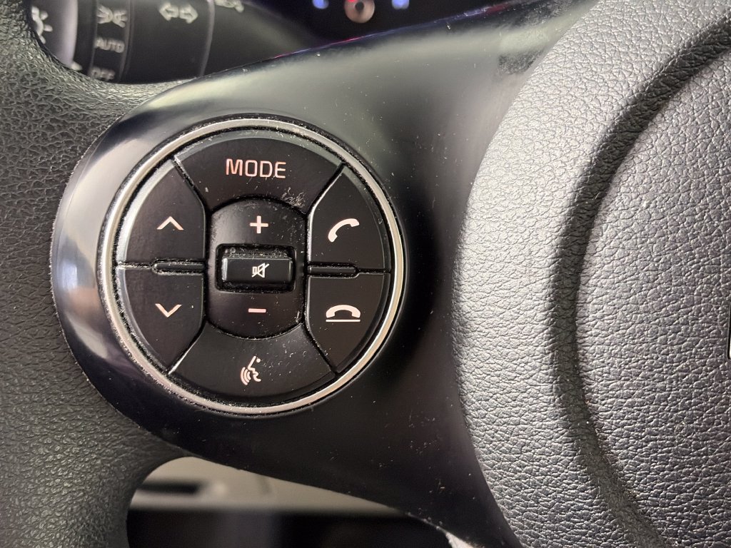 Used 2022 Kia Soul LX FWD image 17