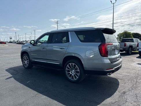 Certified 2025 GMC Yukon Denali AWD/4WD image 3