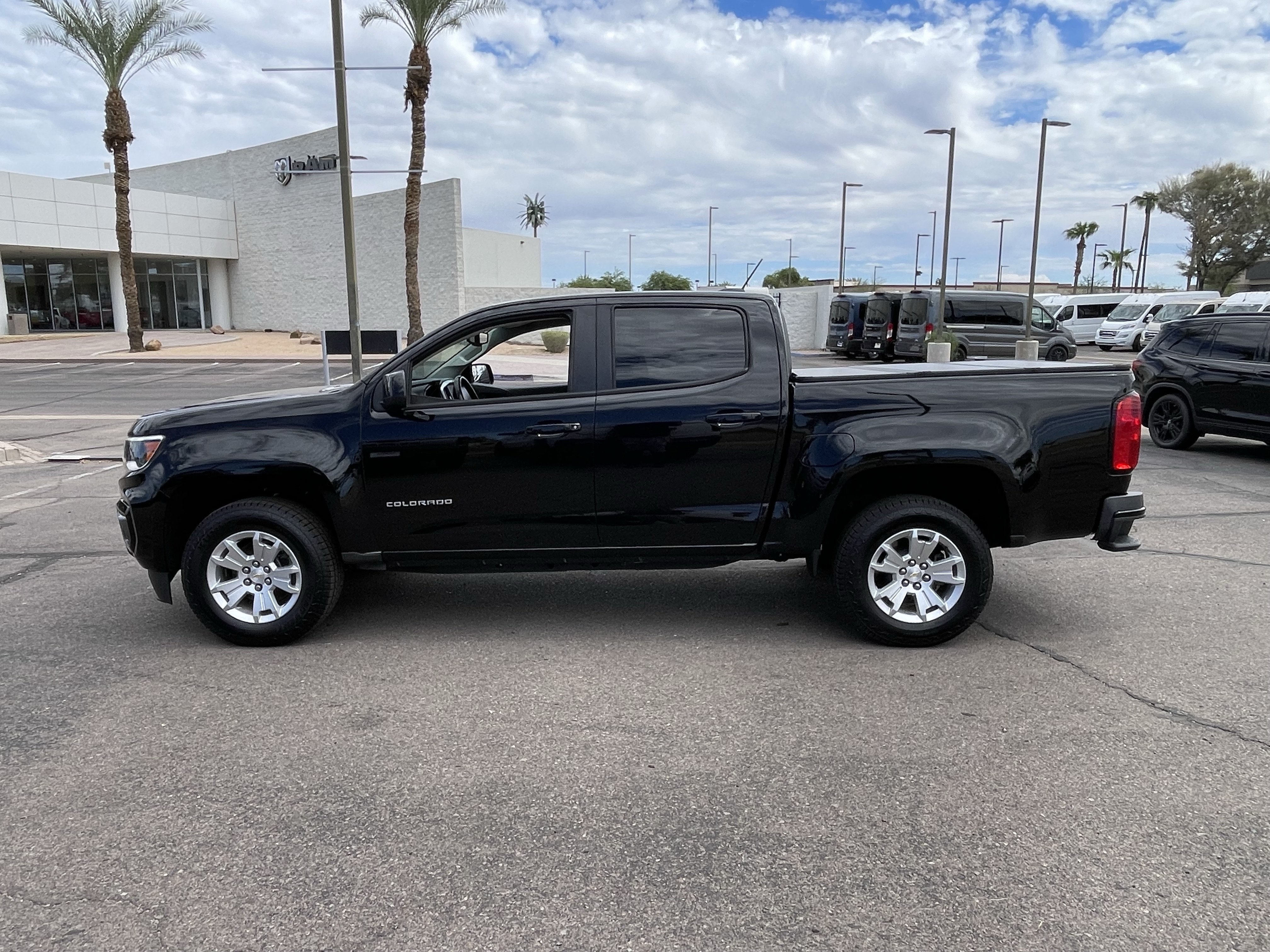 Used 2022 Chevrolet Colorado LT w/ LT Convenience Package RWD image 3