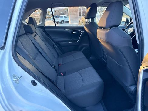 Used 2023 Toyota RAV4 XLE image 27
