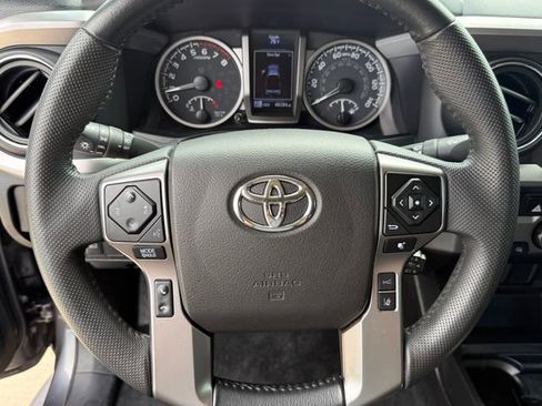 Used 2023 Toyota Tacoma SR5 RWD image 15