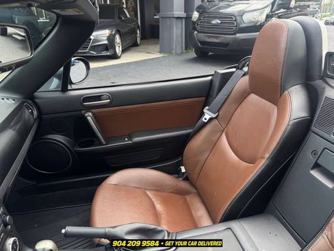 Used 2014 MAZDA MX-5 Miata Grand Touring w/ Premium Package RWD image 24