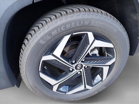Used 2024 Hyundai Tucson Limited AWD/4WD image 3