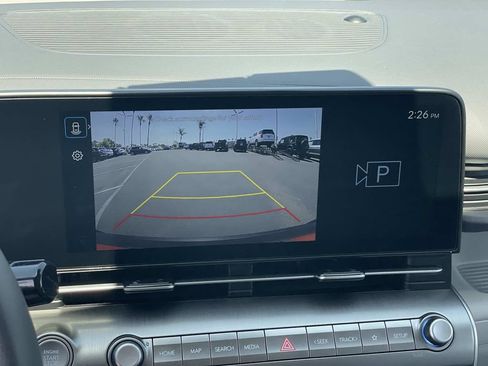 Certified 2025 Hyundai Kona SE FWD image 12