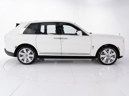 Used 2026 Rolls-Royce Cullinan AWD/4WD image 6