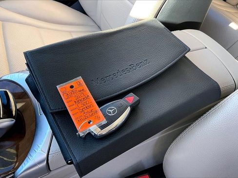 Used 2017 Mercedes-Benz C 300 4MATIC Sedan image 33