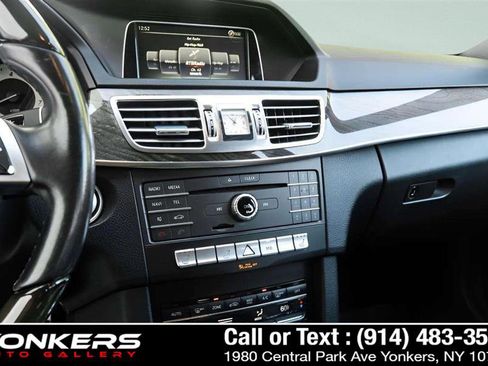Used 2016 Mercedes-Benz E 350 4MATIC Wagon image 44