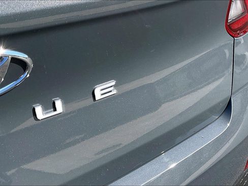 New 2026 Hyundai Venue SEL image 9