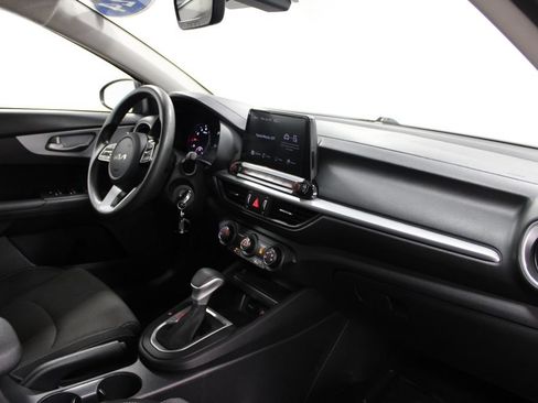 Used 2024 Kia Forte LXS FWD image 26