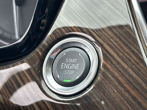 New 2025 Cadillac XT6 Premium Luxury w/ Platinum Package image 25