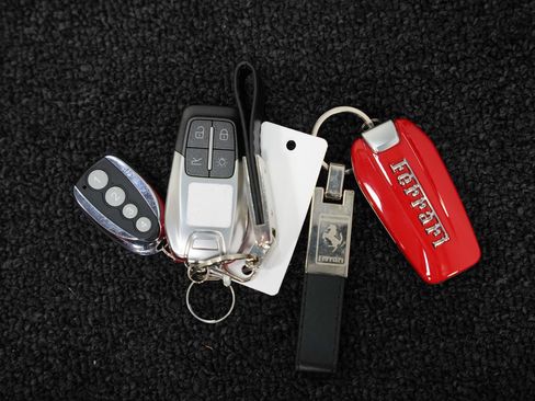 Used 2020 Ferrari 488 Pista Spider image 98