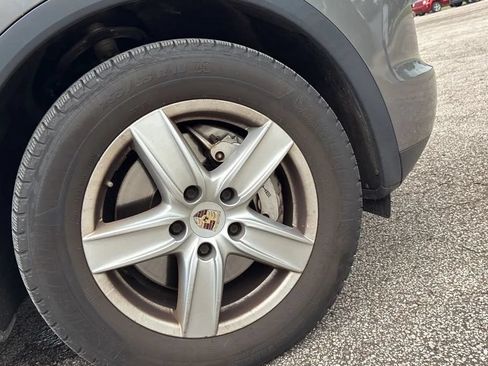 Used 2011 Porsche Cayenne S AWD/4WD image 20