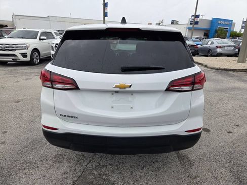 Used 2024 Chevrolet Equinox LS w/ LS Convenience Package FWD image 11