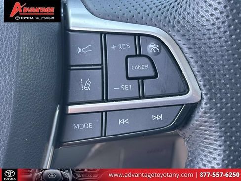 Certified 2023 Toyota Sienna Limited AWD/4WD image 29
