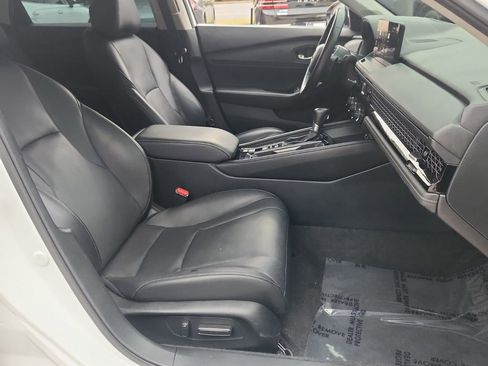 Used 2023 Honda Accord Touring image 19