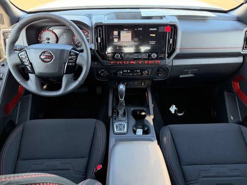 New 2026 Nissan Frontier PRO-4X w/ Tow Package AWD/4WD image 12