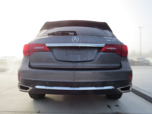 Used 2017 Acura MDX FWD image 4