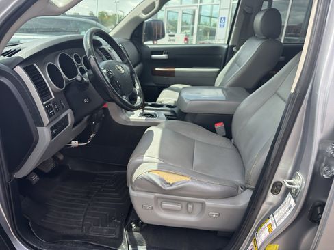 Used 2012 Toyota Tundra Limited w/ Memory Pkg AWD/4WD image 21