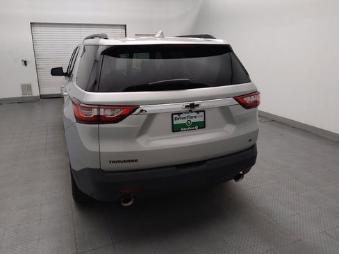 Used 2019 Chevrolet Traverse LT FWD image 6