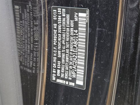 Used 2014 Porsche Cayenne Turbo image 31