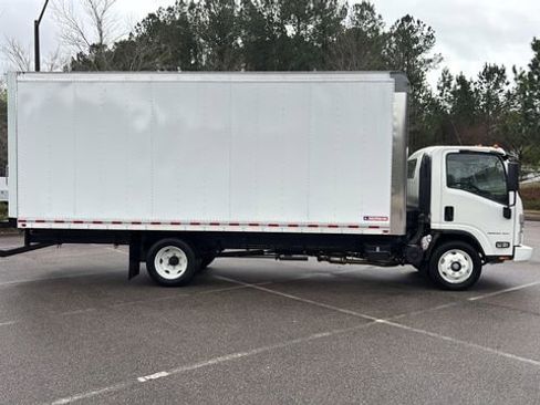 New 2025 Chevrolet Low Cab Forward 5500XG RWD image 5