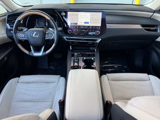 Used 2024 Lexus RX 450h AWD w/ Convenience Package image 31