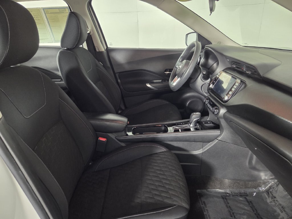 Used 2022 Nissan Kicks SV FWD image 32