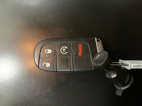 Used 2019 Dodge Durango SXT w/ 3rd Row Seating Group AWD/4WD image 31