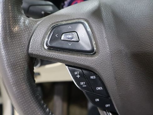 Used 2013 Lincoln MKZ image 36