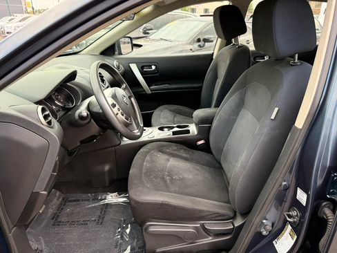 Used 2014 Nissan Rogue S w/ Convenience Package AWD/4WD image 12