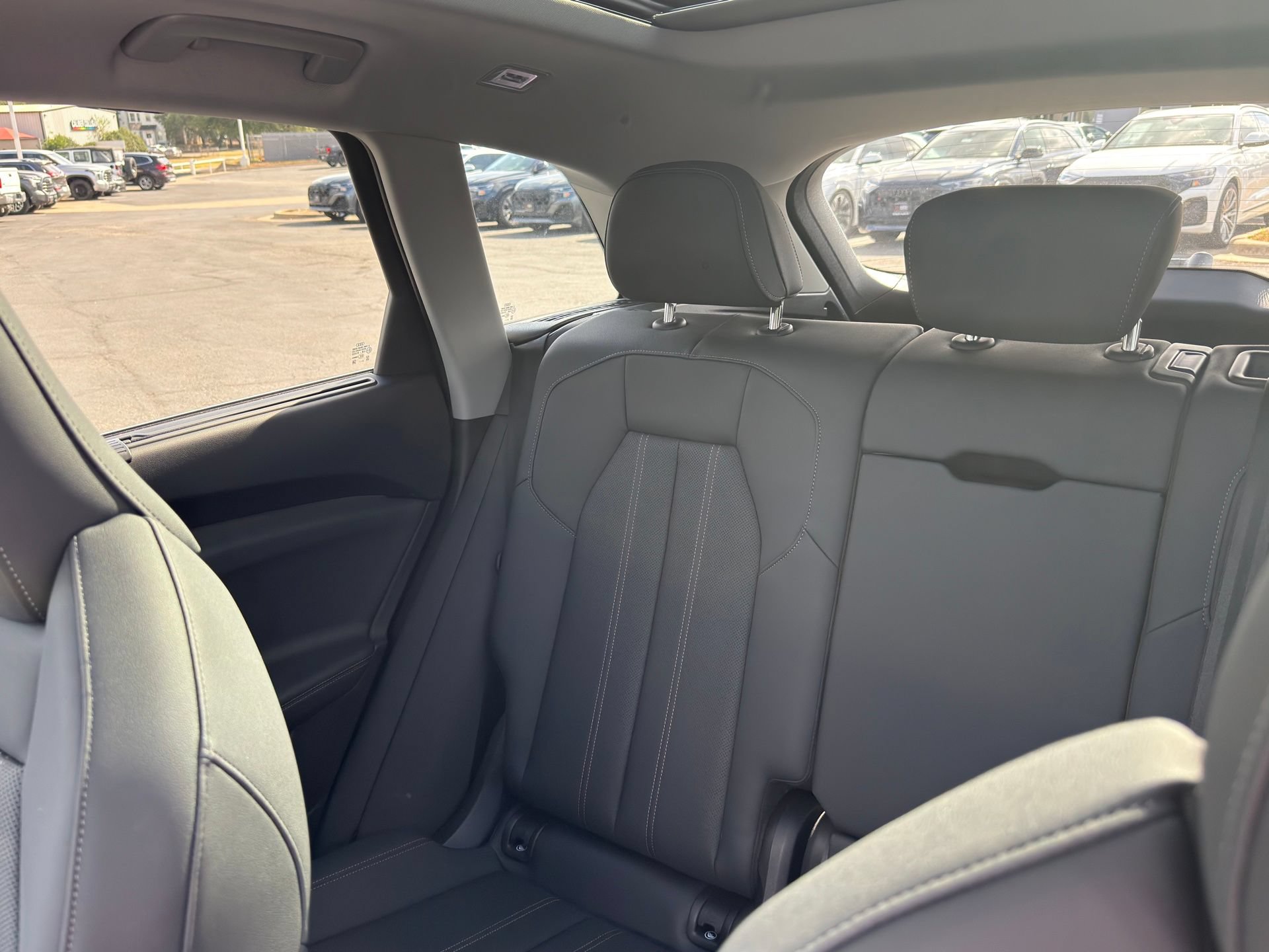 Certified 2025 Audi Q5 Premium Plus w/ Premium Plus AWD/4WD image 11