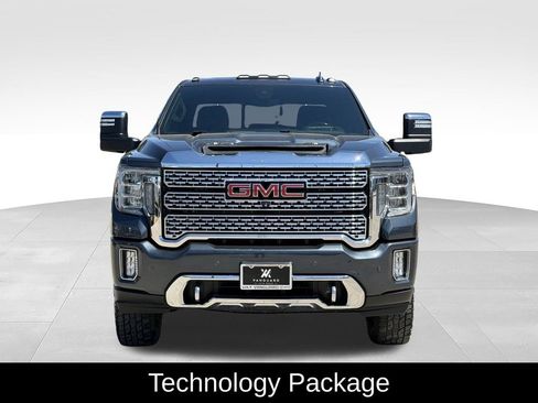 Used 2020 GMC Sierra 3500 Denali w/ Denali Ultimate Package AWD/4WD image 3