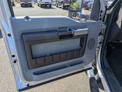 Used 2016 Ford F350 XLT AWD/4WD image 9
