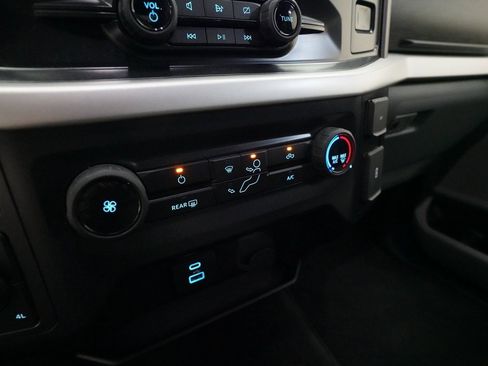 Used 2022 Ford F150 XLT w/ Trailer Tow Package image 19