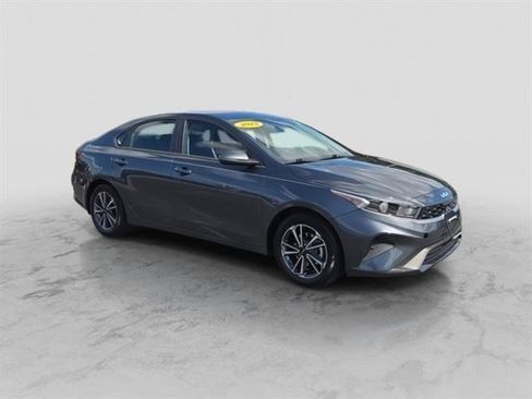 Used 2023 Kia Forte LXS w/ LXS Technology Package image 10