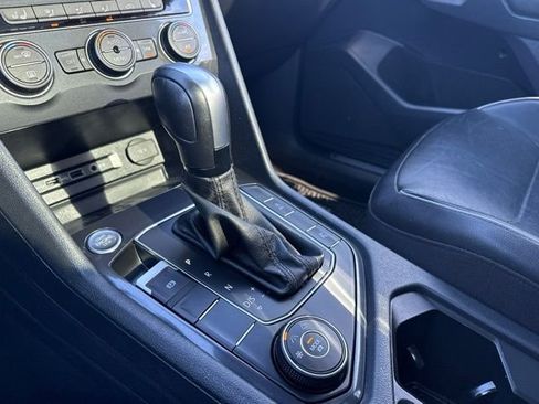 Used 2020 Volkswagen Tiguan SEL Premium R-Line AWD/4WD image 61