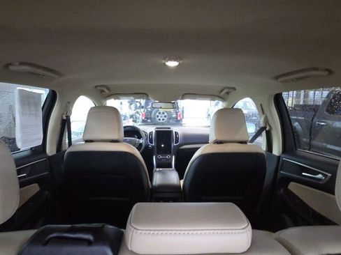 Used 2024 Ford Edge SEL w/ Convenience Package AWD/4WD image 16