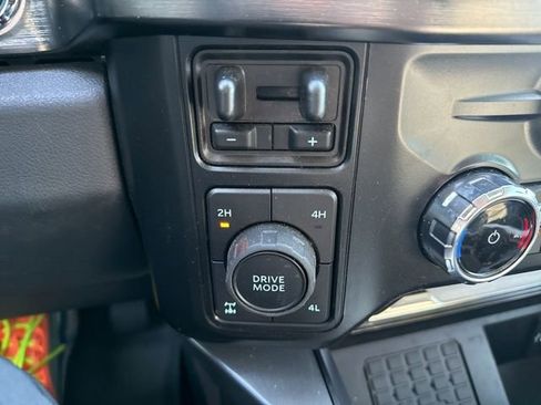 Used 2024 Ford F250 Lariat w/ FX4 Off-Road Package image 19