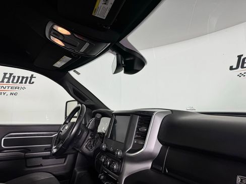 Used 2024 RAM 2500 Big Horn image 30