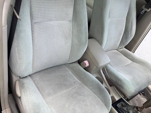 Used 2005 Toyota Corolla CE FWD image 13