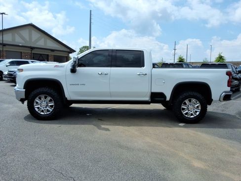 Used 2022 Chevrolet Silverado 2500 LTZ w/ LTZ Premium Package AWD/4WD image 8
