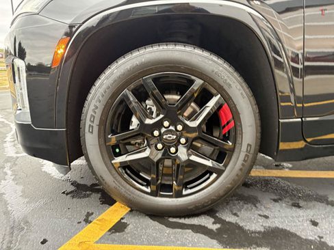 Used 2023 Chevrolet Traverse Premier w/ Redline Edition AWD/4WD image 26