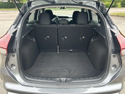 Certified 2025 Nissan Kicks Play S FWD image 13