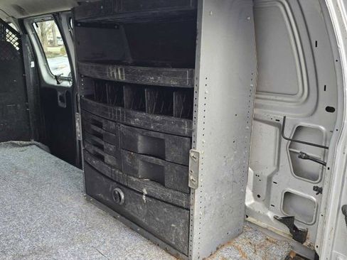 Used 2006 Ford E-150 and Econoline 150 image 28