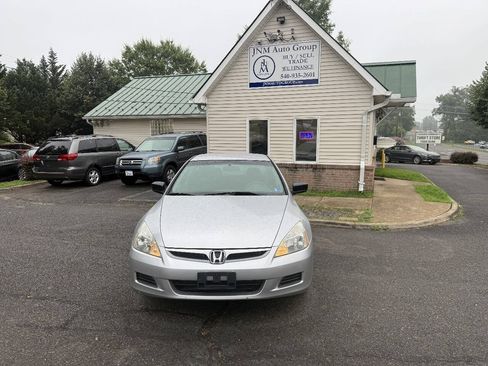 Used 2006 Honda Accord VP image 2