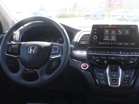 Used 2025 Honda Odyssey Elite image 25