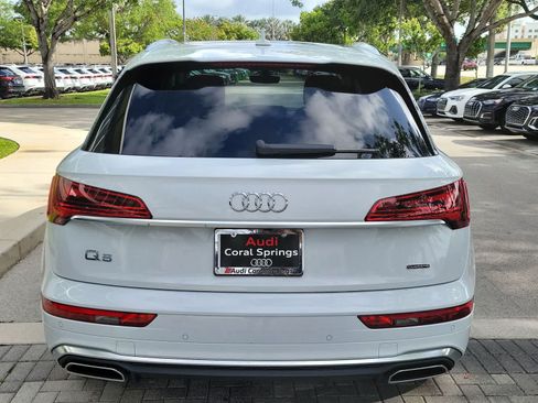 Used 2023 Audi Q5 2.0T Premium w/ Convenience Package AWD/4WD image 13